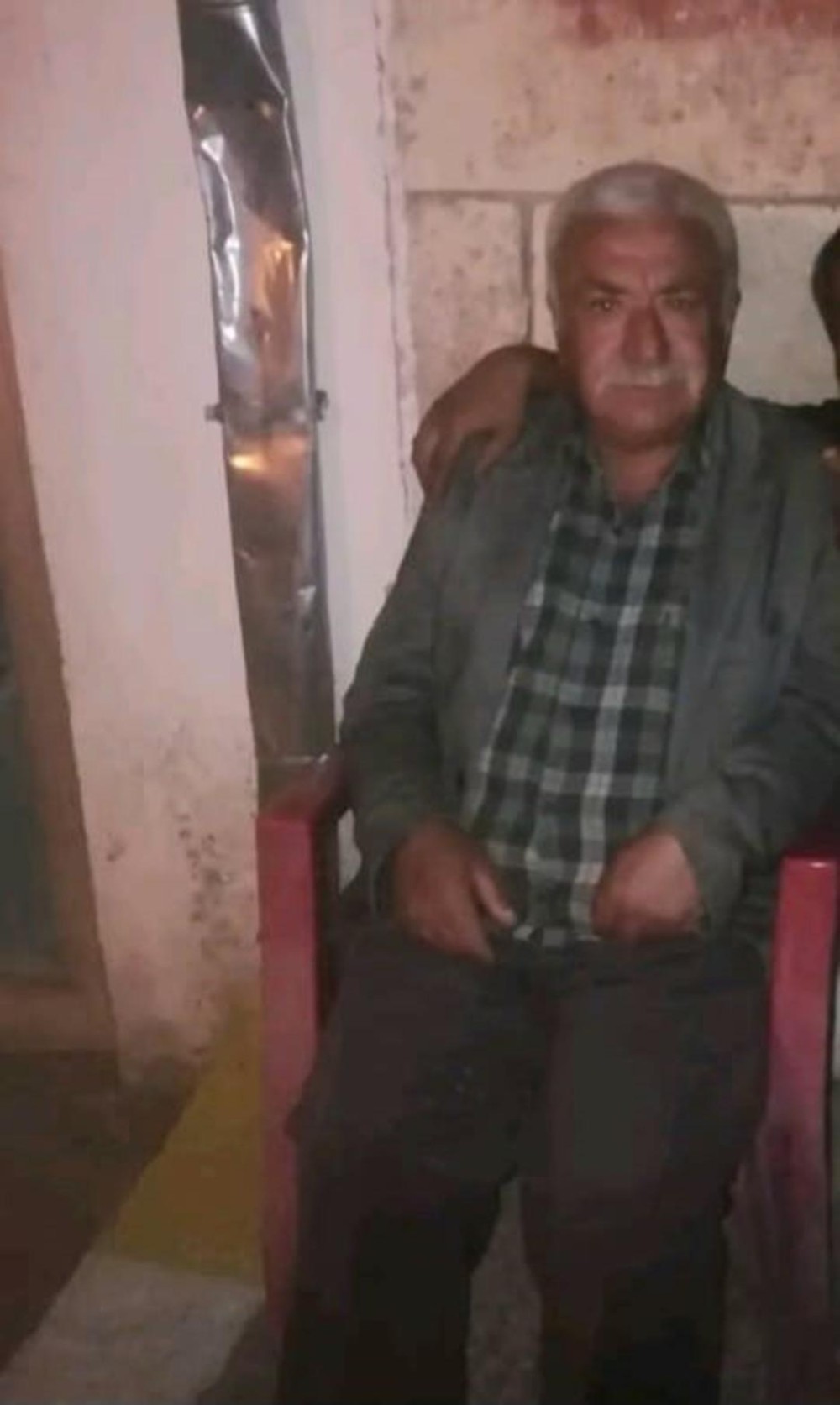 Böyük qardaşının başına taxta parçası ilə vuraraq öldürdü